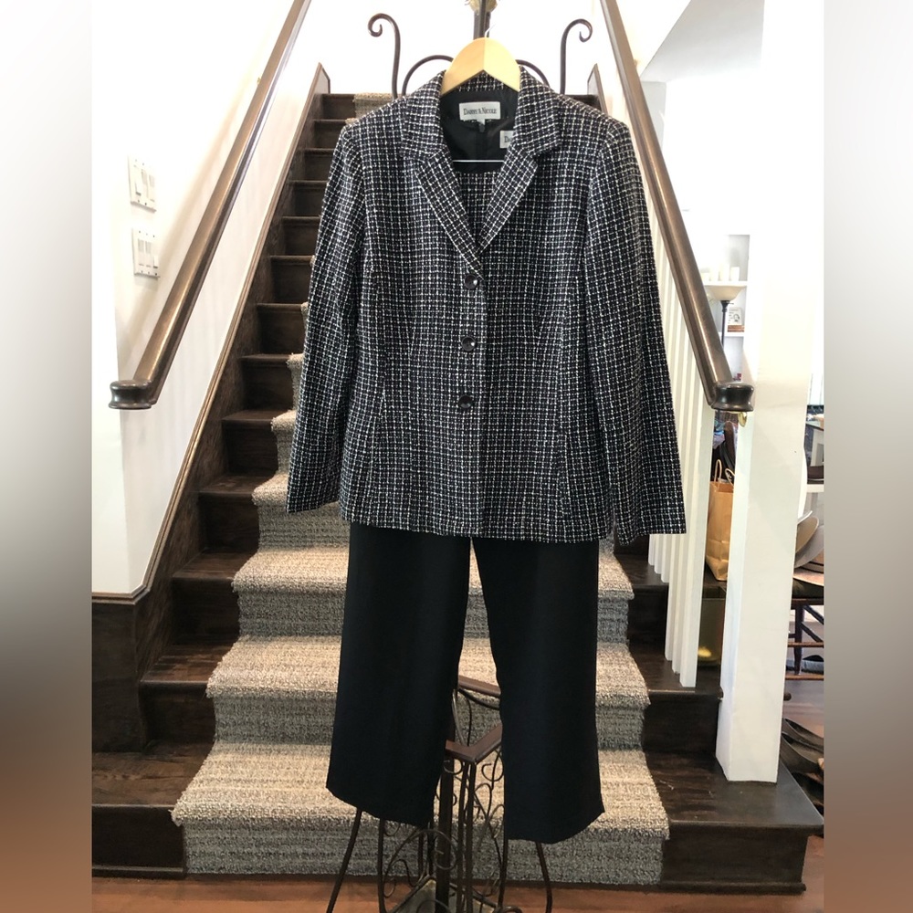 3 piece pant suit. Black and white. Size 12.